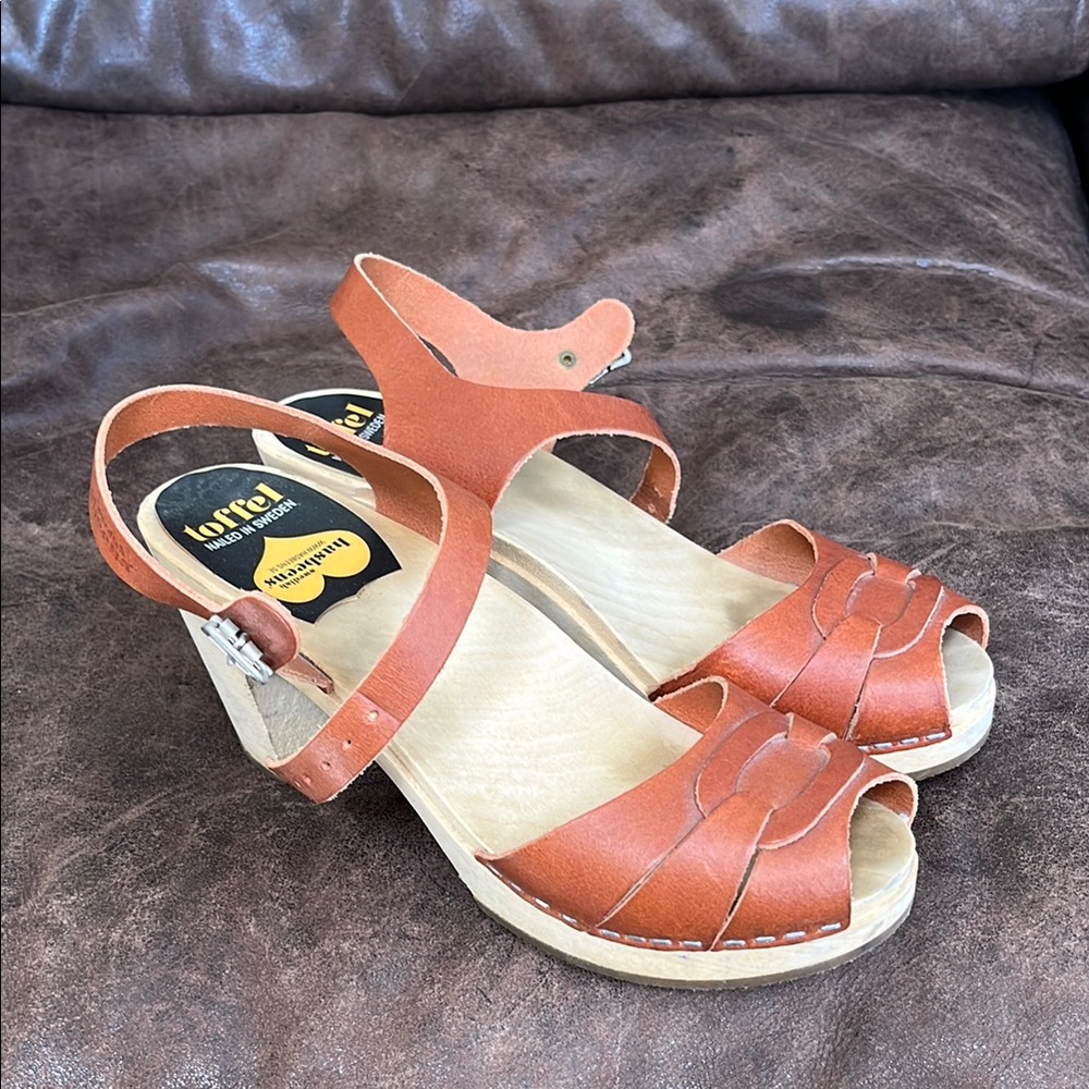 Swedish Hasbeens Tan Heeled Sandals 38